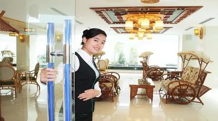 Клуб Green World Hotel Nhatrang во Вьетнаме, Нячанге!