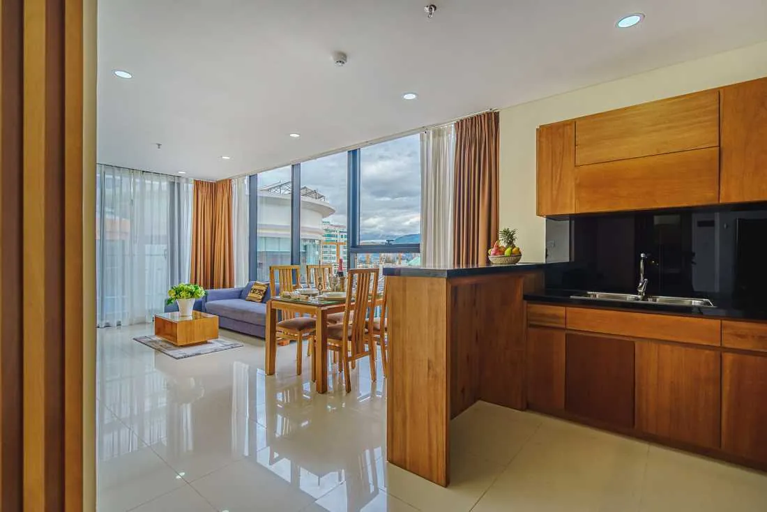 Maple Hotel &amp; Apartment