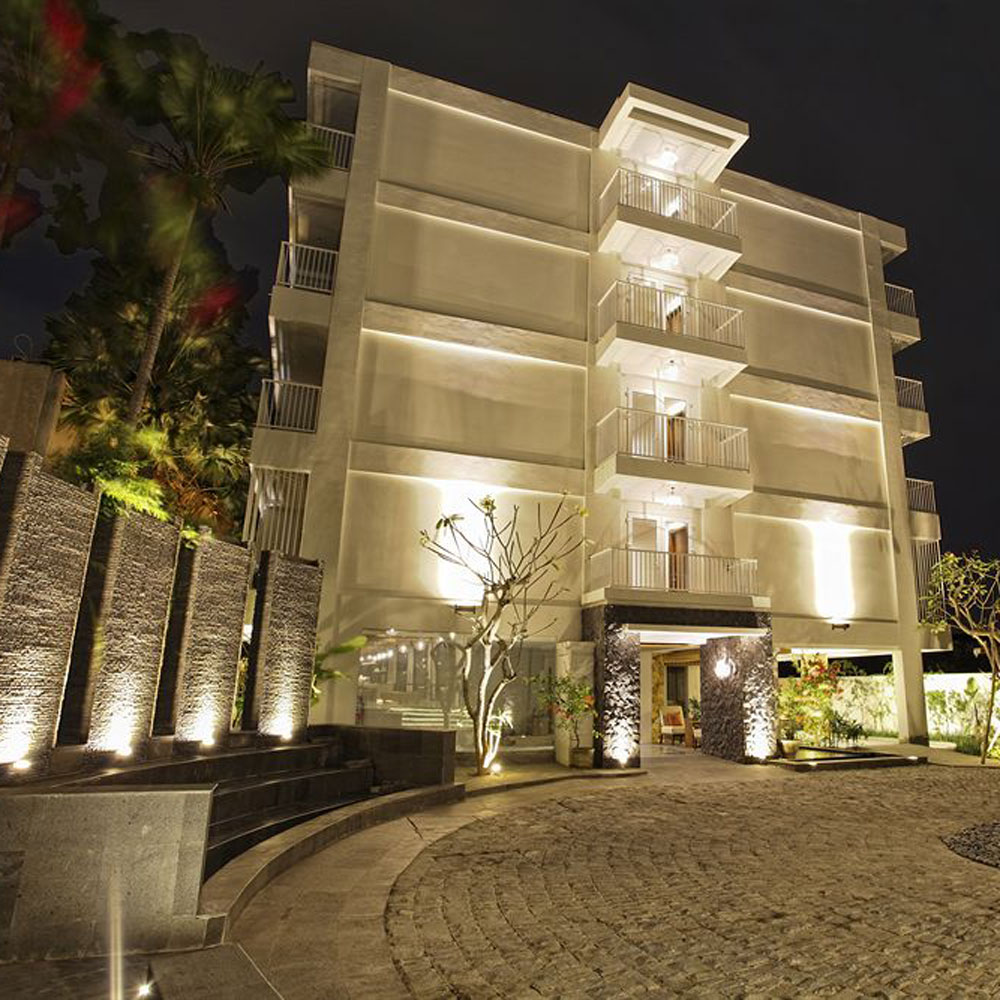 Paragon Ayola Suites & Resort